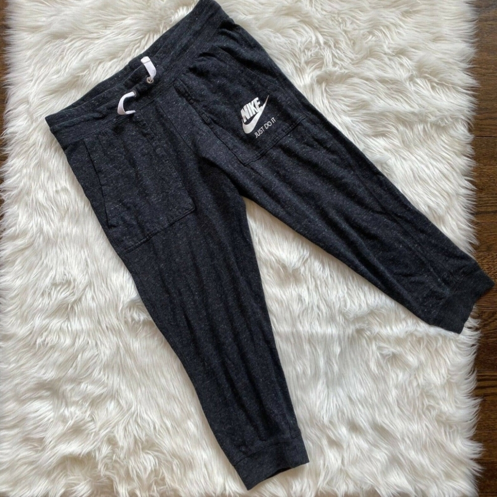 Nike Capris